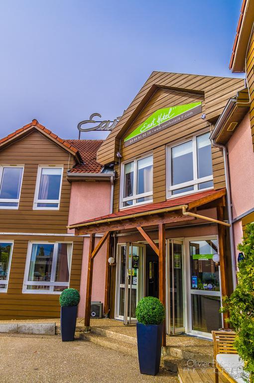 East Hotel Энайм Экстерьер фото